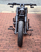 Load image into Gallery viewer, M8