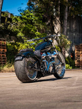 Load image into Gallery viewer, M8